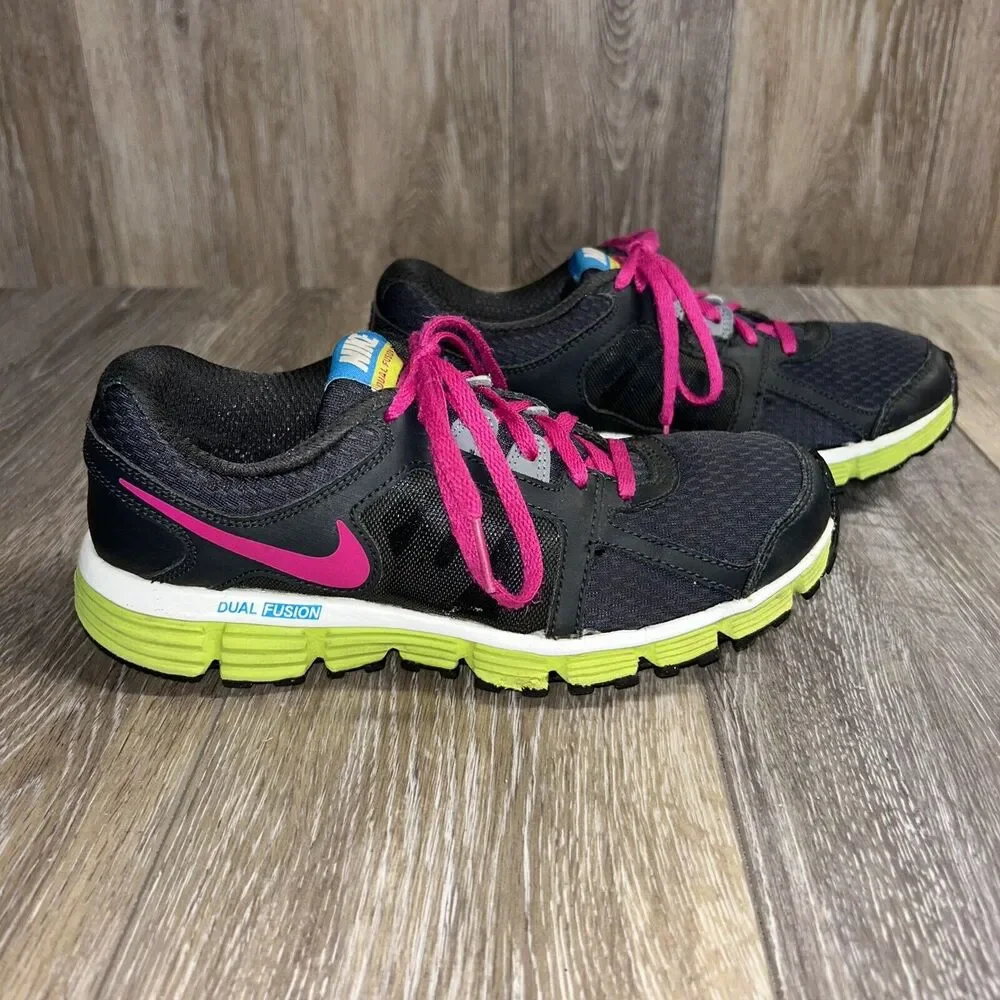 Nike Dual Fusion ST2 Gray Pink Green 456970-008 Youth US Size 4.5Y Sneaker Shoes